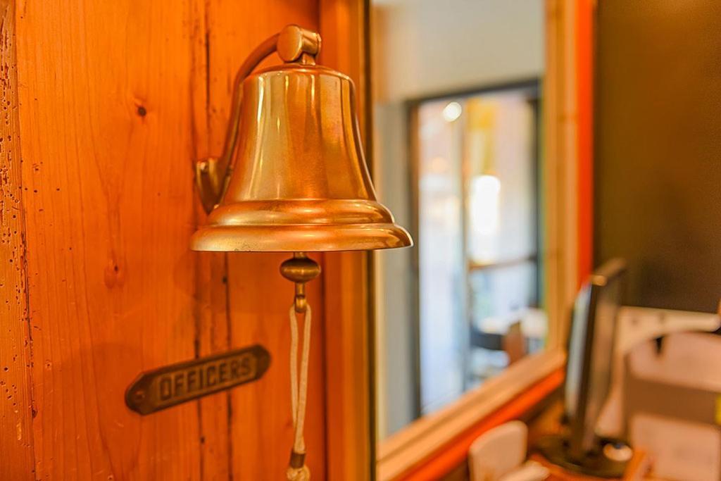 Hotel Des Alpes Bulle Center エクステリア 写真