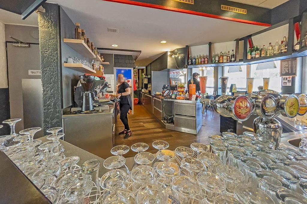 Hotel Des Alpes Bulle Center エクステリア 写真